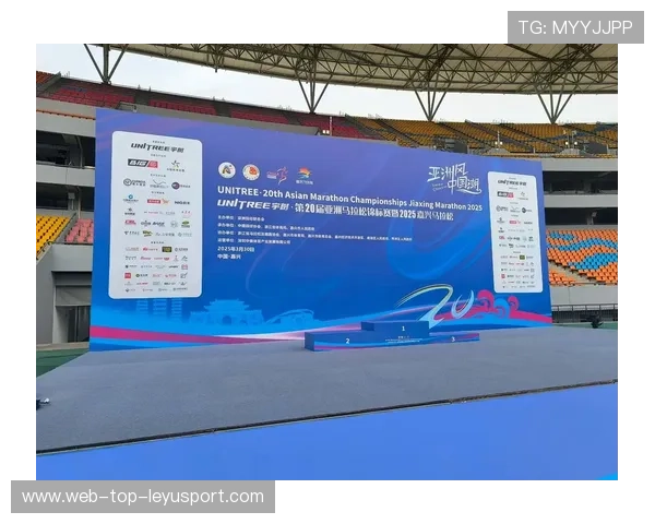 亚洲马拉松锦标赛中国选手包揽奖牌，亮丽表现引关注，亚洲马拉松最好成绩